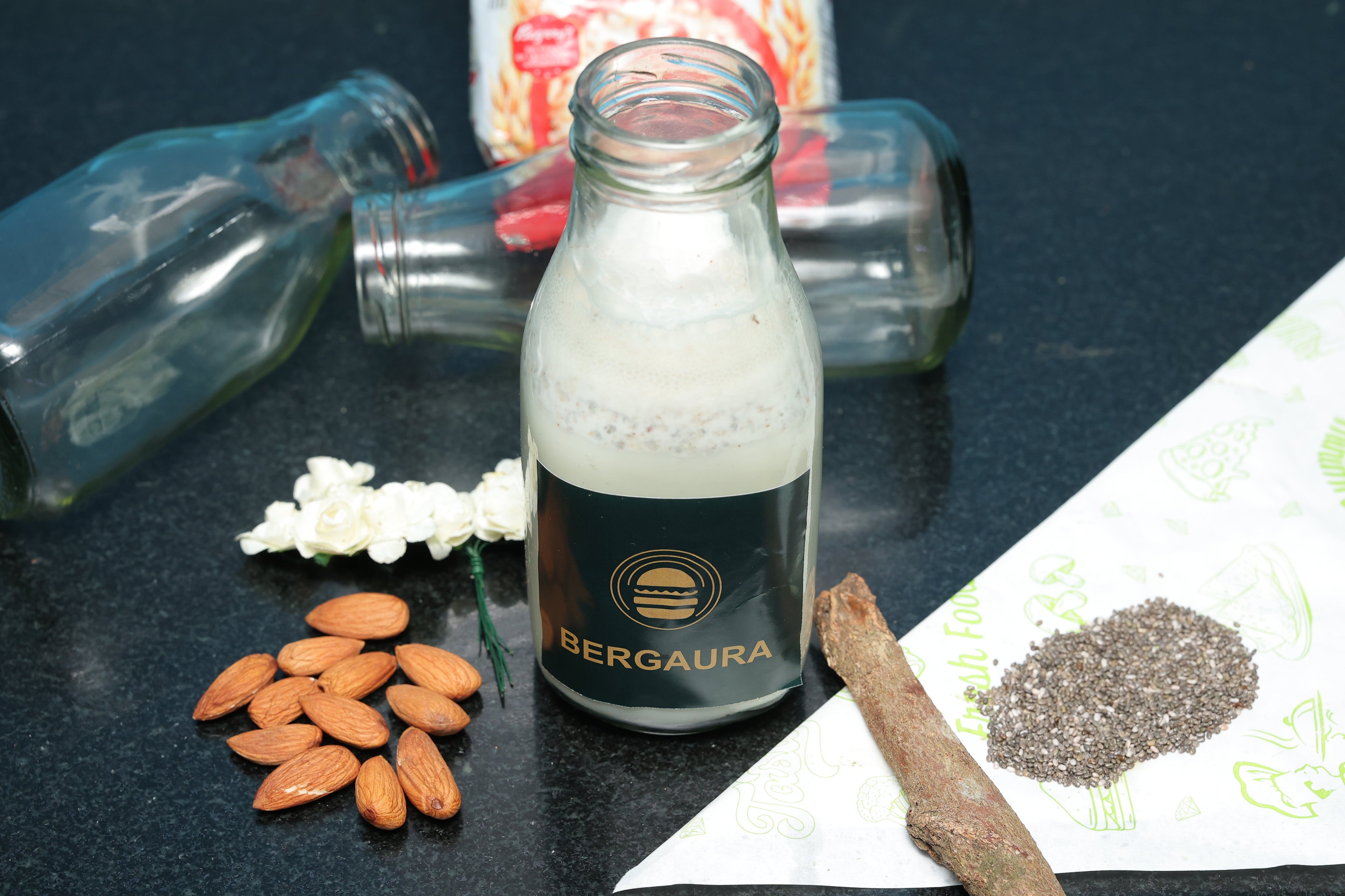 Almond cinnamon oats shake